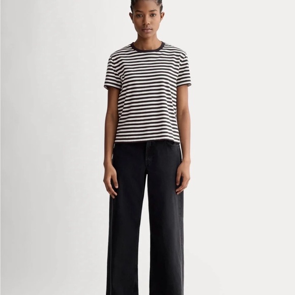 Everlane THE BOX-CUT TEE IN ESSENTIAL COTTON - Picture 3 of 5